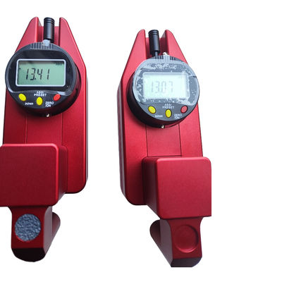 Высокоточный портативный прибор для измерения толщины дорожной разметки. Разрешение 0,01 мм