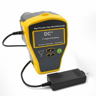 High Precision Sign Retroreflectometer -4° Angle of incidence DC 8.4V Charger ≤2% Error of repeatability measurement